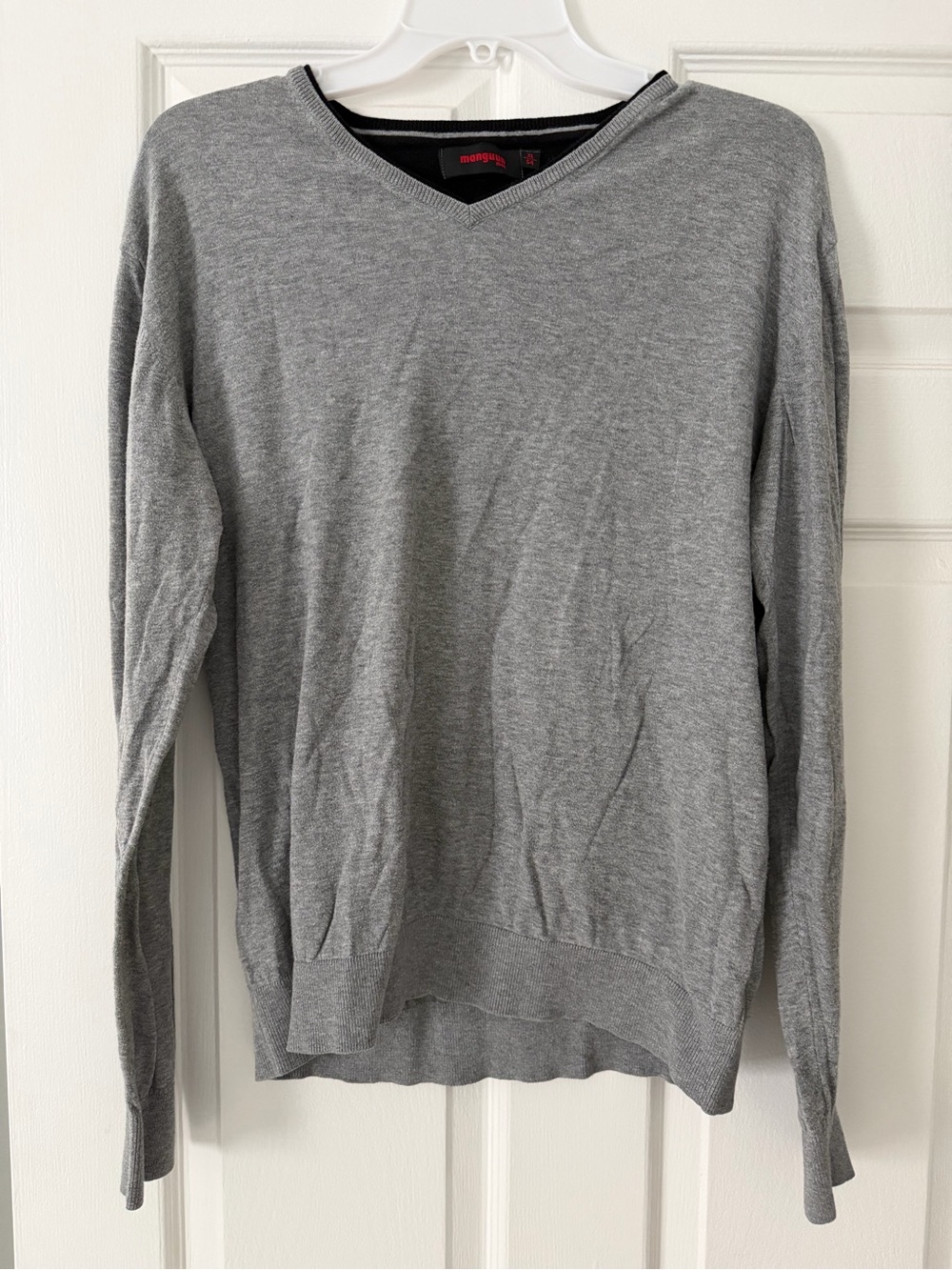 Manguun Men gray pullover